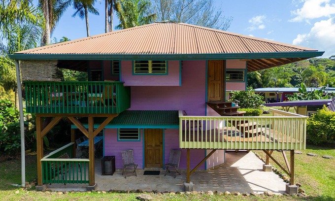 Moorea-Maiao House | Two story bungalow in Haapiti, Moorea