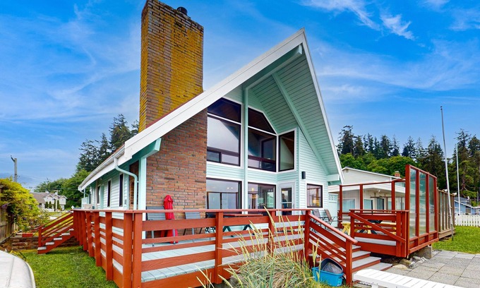 Langley Cottage | Two story, dog-friendly oceanfront cottage w/deck, private gas grill, wood stove