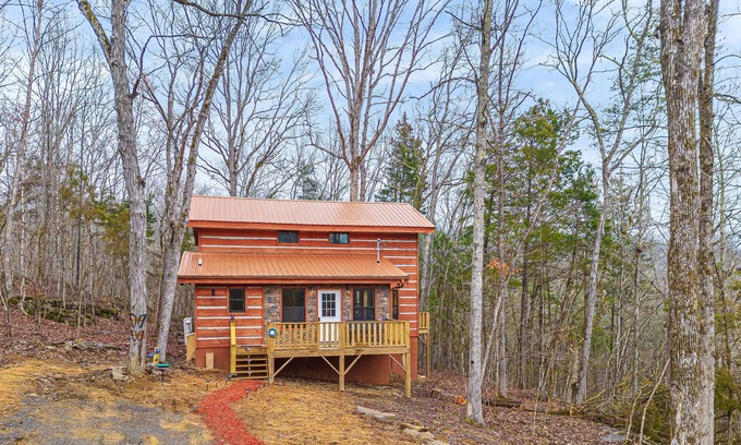 Trenton Cabin | Two-story, dog-friendly cabin with a spacious deck, movie room, & lovely views