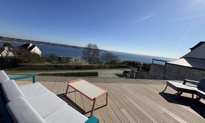 Trebeurden House | ty ana gwen, trebeurden, bord de mer