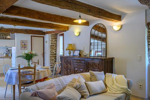 Vannes House | Ty Chaumière - Charmante Petite Chaumière en pierre avec jardin