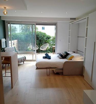 Moulin du Comte Apartment | Ty Jolie Super Grand Studio avec Parking et Terrasse