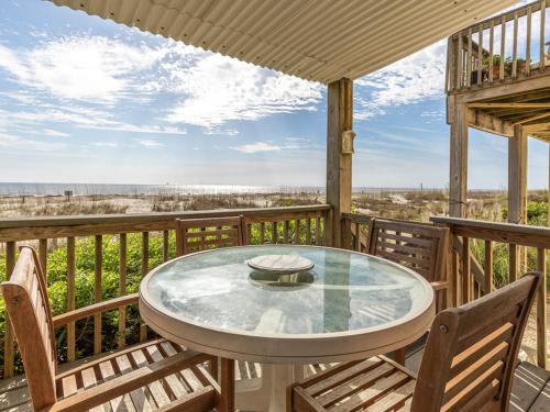 Tybee Island Apartment | Tybee Lights 114A
