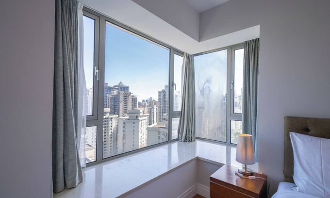 Xujiahui Bed & Breakfast | Tyms Bright 2BR 1BA Apt Yongxin Century