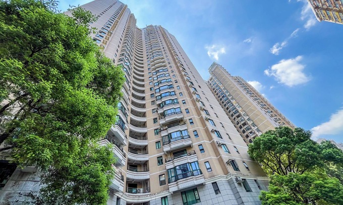 Xujiahui Bed & Breakfast | Tyms Elegant 2BR 1BA Apt Yongxin Century