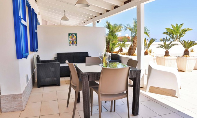 Alcamo Marina House | Typical house 200 meters from the sea wi fi car rental
