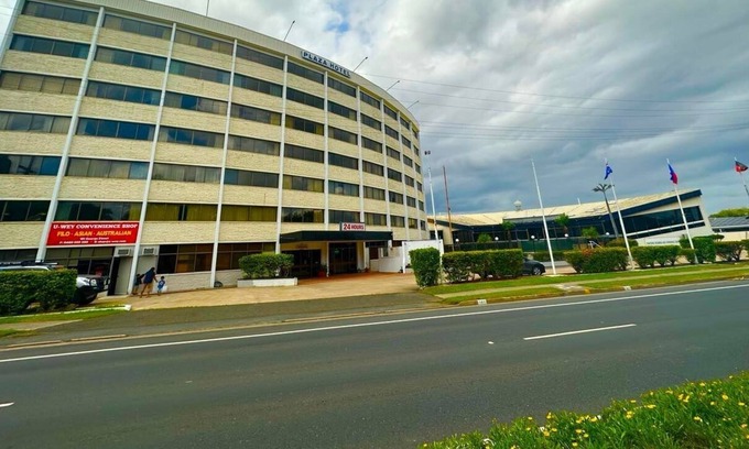 Rockhampton Hotel | U-wey Dragons Hotel