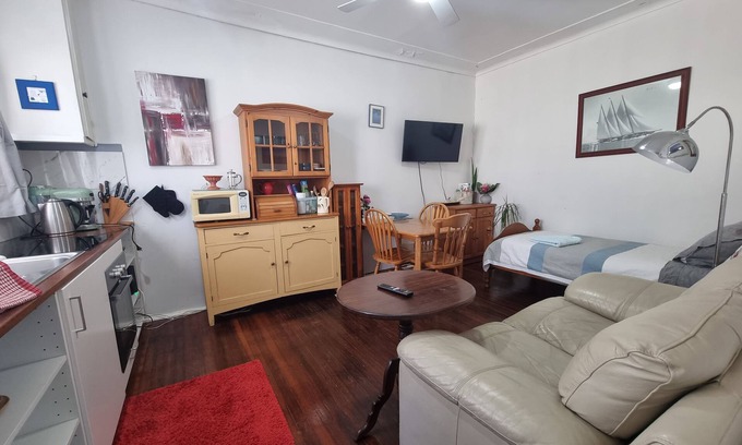 Cronulla Apartment | U1 - 5 mins from Wanda Beach & Cronulla Golf Course