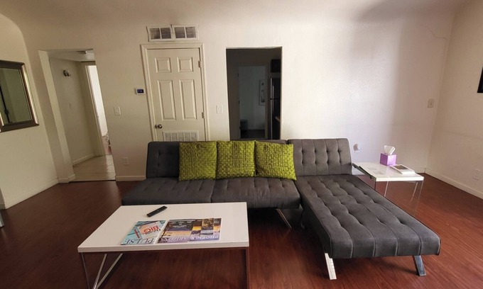 Garfield Apartment | U1 - Entire 2 BR Pet-Friendly APT in DT PHX w/pkg