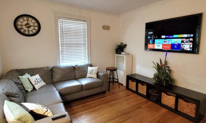 Queens Apartment | UBS arena duplex