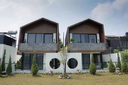 Depok Villa | Ubu Villa Alston in Yogyakarta