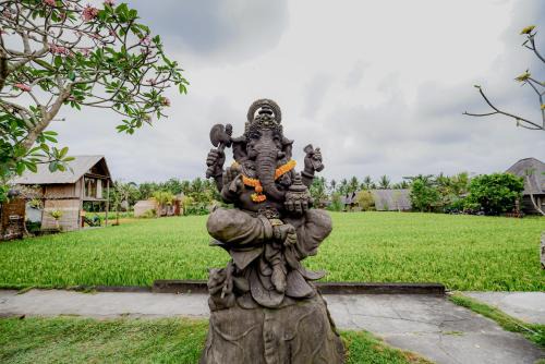 Peliatan Hotel | Ubud Rice Field Stay by WAHM Hotel Management