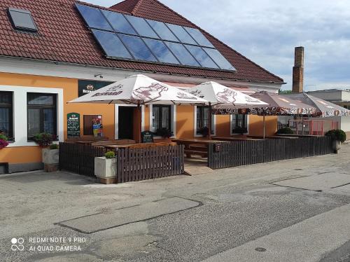 Lasenice Hotel | Ubytování Jeřábek