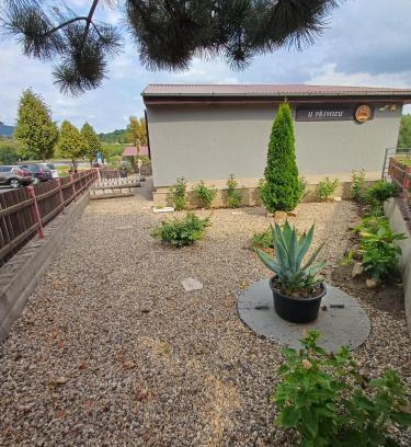 Male Zernoseky Apartment | Ubytování u Přívozu