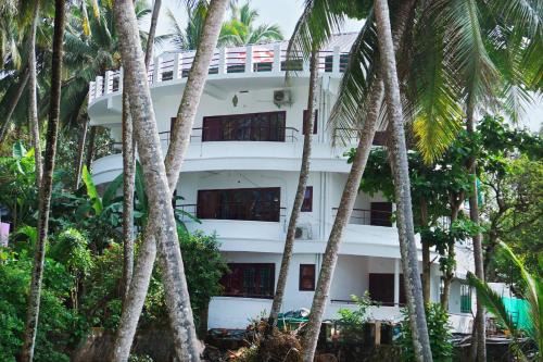 Kovalam Hotel | udaya hotel