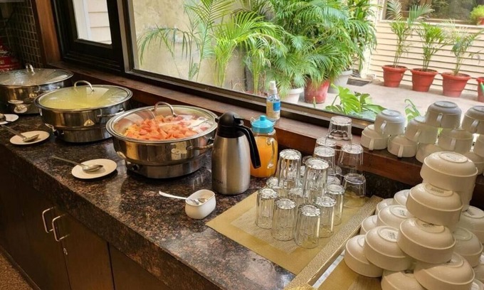 Connaught Place Apartment | UDS Villa - Next to VFS, Walking to Connaught Place
