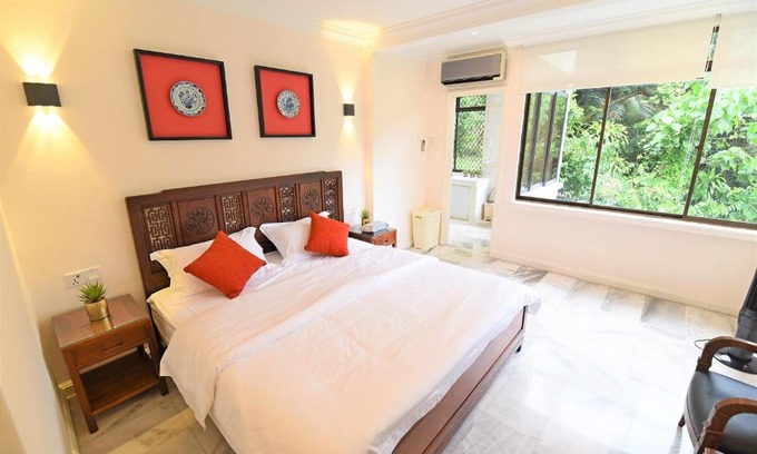 Sri Hartamas House | Ukay Heights Villa with swimming pool By COBNB