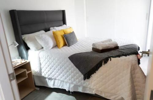 Zona 10 Apartment | Uleu Zona Viva