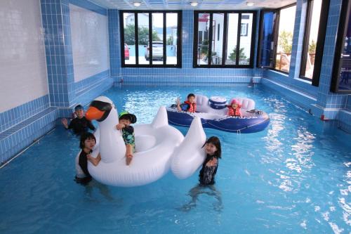Uljin House | Uljin blue ara A pension