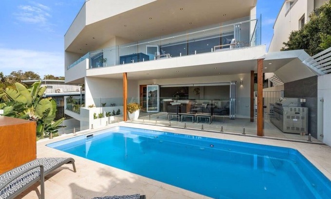 Emerald Beach House | ULTIMATE BEACH HOUSE EMERALD BEACH