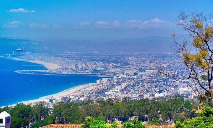 Torrance House | Ultimate Family Vacation! Lovely Unit, Near Attractions Pool, Parking