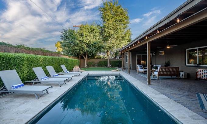 Scottsdale House | Ultimate Old Town Hangout | Pool, Putting Green & Lounge Spaces + Pets Welcome!