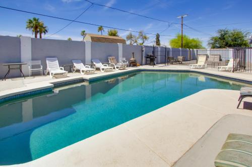 Deer Valley House | Ultimate Phoenix Group Getaway Patio and Pool!