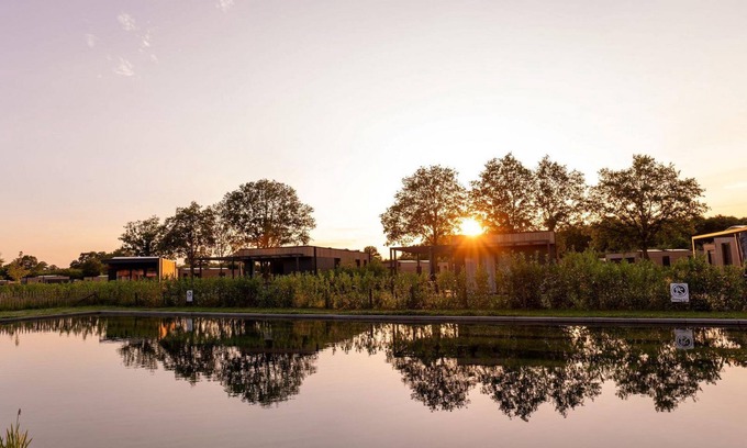 Kotten House | Ultimate relaxation in this wellness home by the water for 2 people