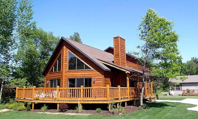 Wisconsin Dells House | Ultimate Rustic Retreat @ Spring Brook Resort