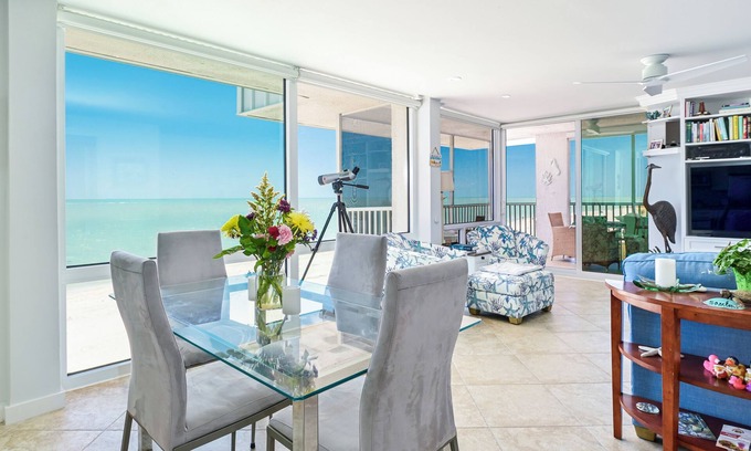 Sanibel Condo | Ultimate Sanibel Beachfront! Island Beach Club, Top Floor, West-Facing, End Unit
