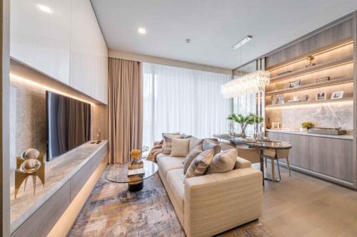Khlong Toei Nuea Apartment | Ultra Classy Designer Central Asok Terminal 21