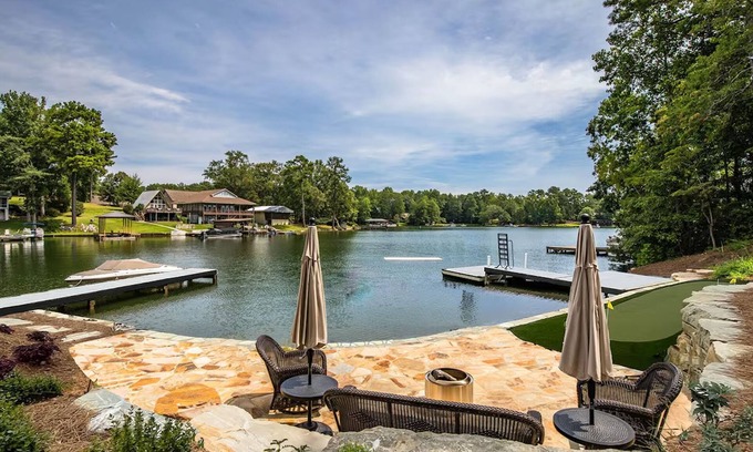 Eclectic House | Ultra spacious 5-bedroom waterfront home with 2 private docks, Sleeps 16!