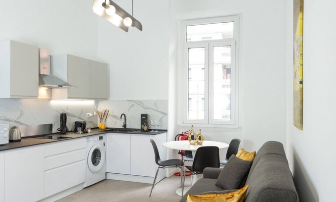 Calvairate Apartment | Umbria Klimt Suite - Near Fondazione Prada