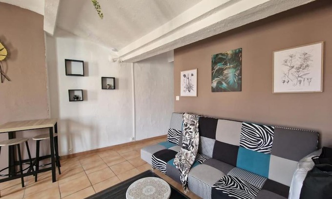Saint-Mathieu Apartment | Un air de botanisme