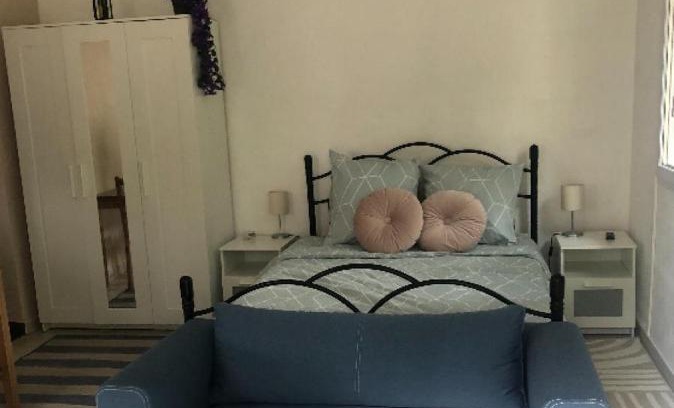 Roquefort-les-Pins Apartment | Un Studio dans un endroit tranquille