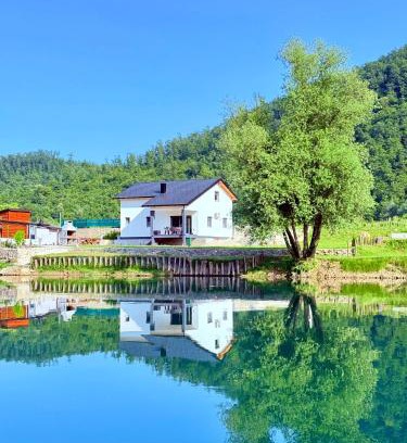 Mali Radic House | UNA Escape