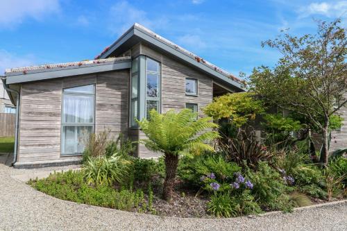 Carbis Bay House | Una, Lodge 70