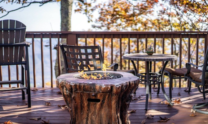Roseland House | Unbeatable Views Atop Wintergreen Resort
