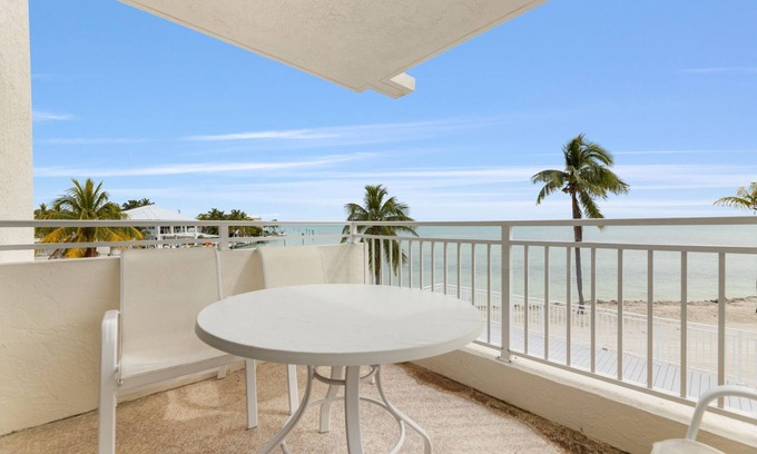 Lower Matecumbe Beach Condo | Unbelievable Second Floor Ocean View Studio with Gorgeous Views!