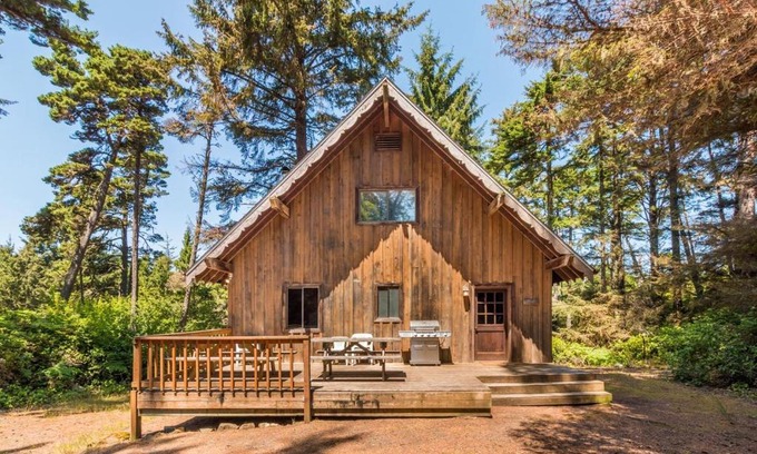 Haystack Heights House | Uncle Jims Cabin