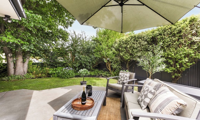 Hastings House | Under The Elms