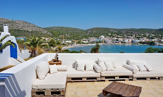 Kontos Apartment | Under the stars apartment with sea & pool view