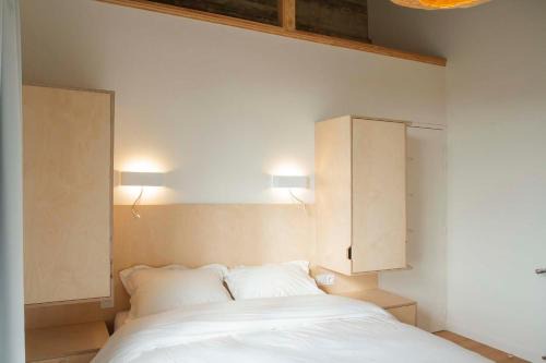 Bastide Bed & Breakfast | Une chambre à l'Economat