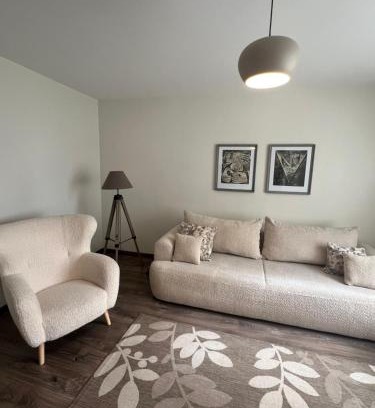 Nida Apartment | Une-max