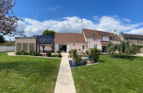 La Heuniere House | Une parenthèse fleurie