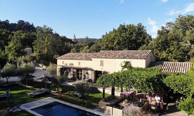 Bonnieux Bed & Breakfast | Une Sieste en Luberon