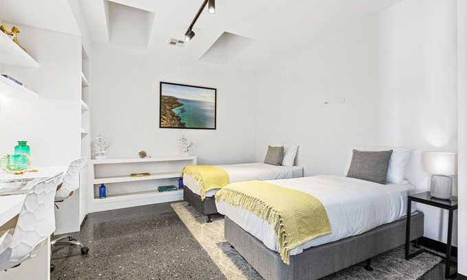 Mornington Peninsula House | Uninterrupted EXQUISITE luxury Sea Ocean and city views!