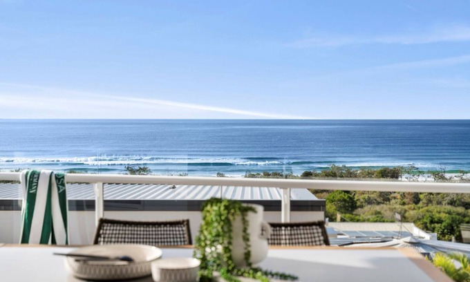 Peregian Beach House | Uninterrupted Ocean Views