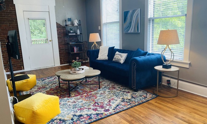 Jonesborough Apartment | Unique 1 Bedroom Apartment in the heart of downtown Jonesborough