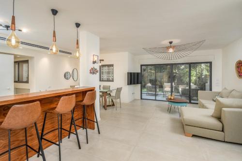 Neve Tzedek Apartment | Unique apartment in Neve Tsedek